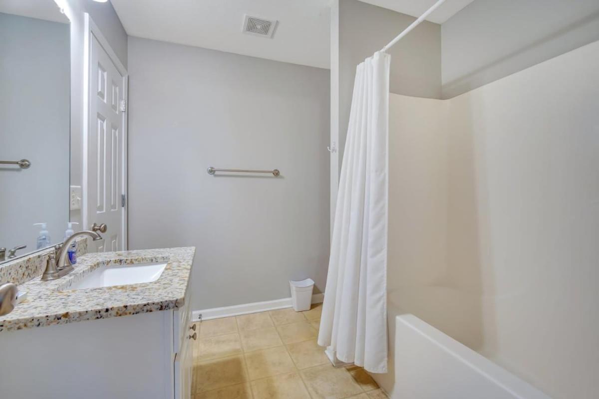 Charming Gray Home- 5 Mins From Gsu! Statesboro Buitenkant foto