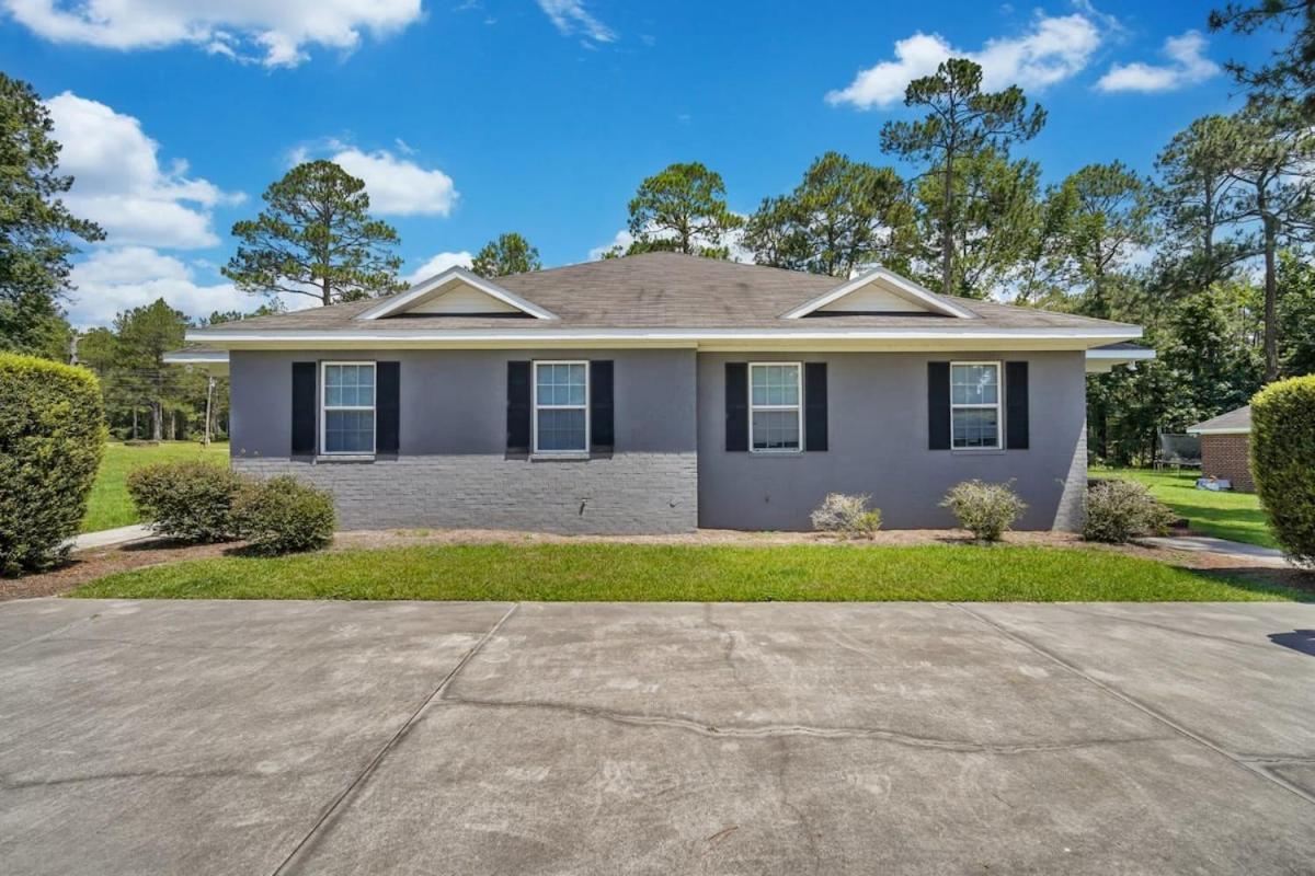Charming Gray Home- 5 Mins From Gsu! Statesboro Buitenkant foto