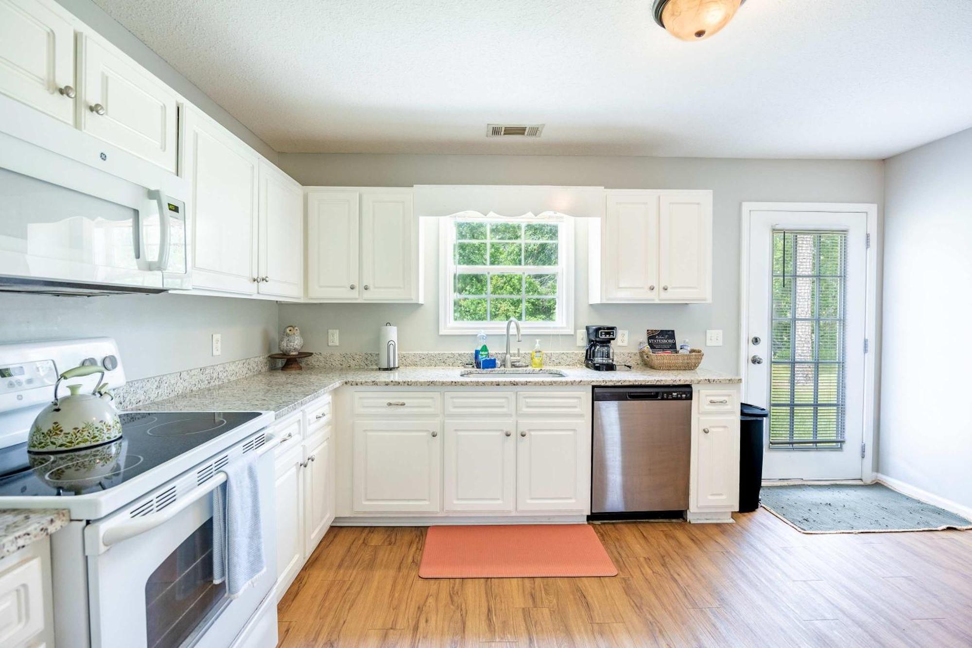 Charming Gray Home- 5 Mins From Gsu! Statesboro Buitenkant foto
